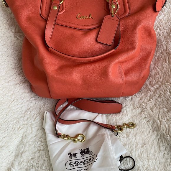 Coach Handbags - ✅💯Authentic Coach Women's Orange Leather Bag